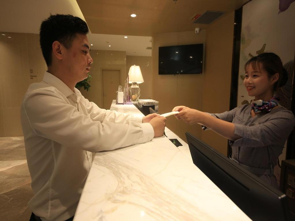 Lavande Hotels·Xiamen Zhongshan Road Pedestrian Street Buitenkant foto